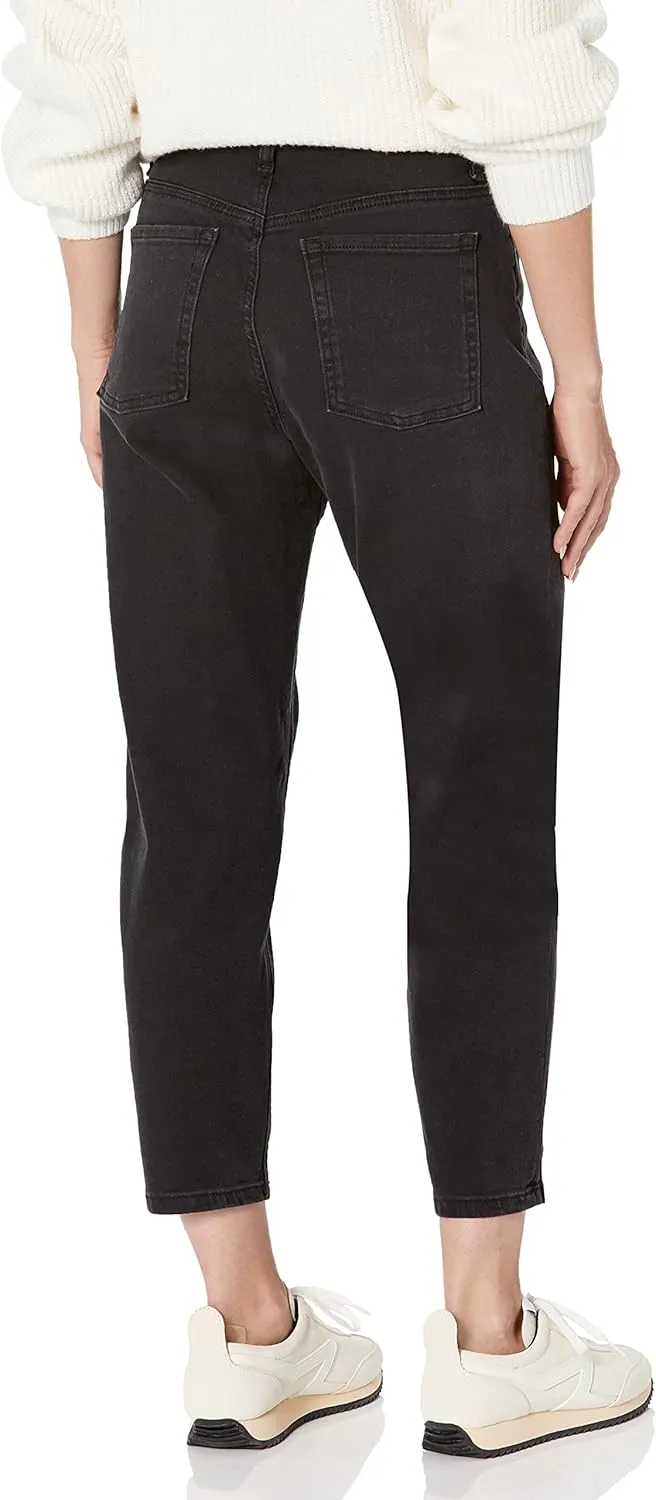 Amazon Essentials Women's High-Rise Relaxed Leg Tapered Ankle Jean