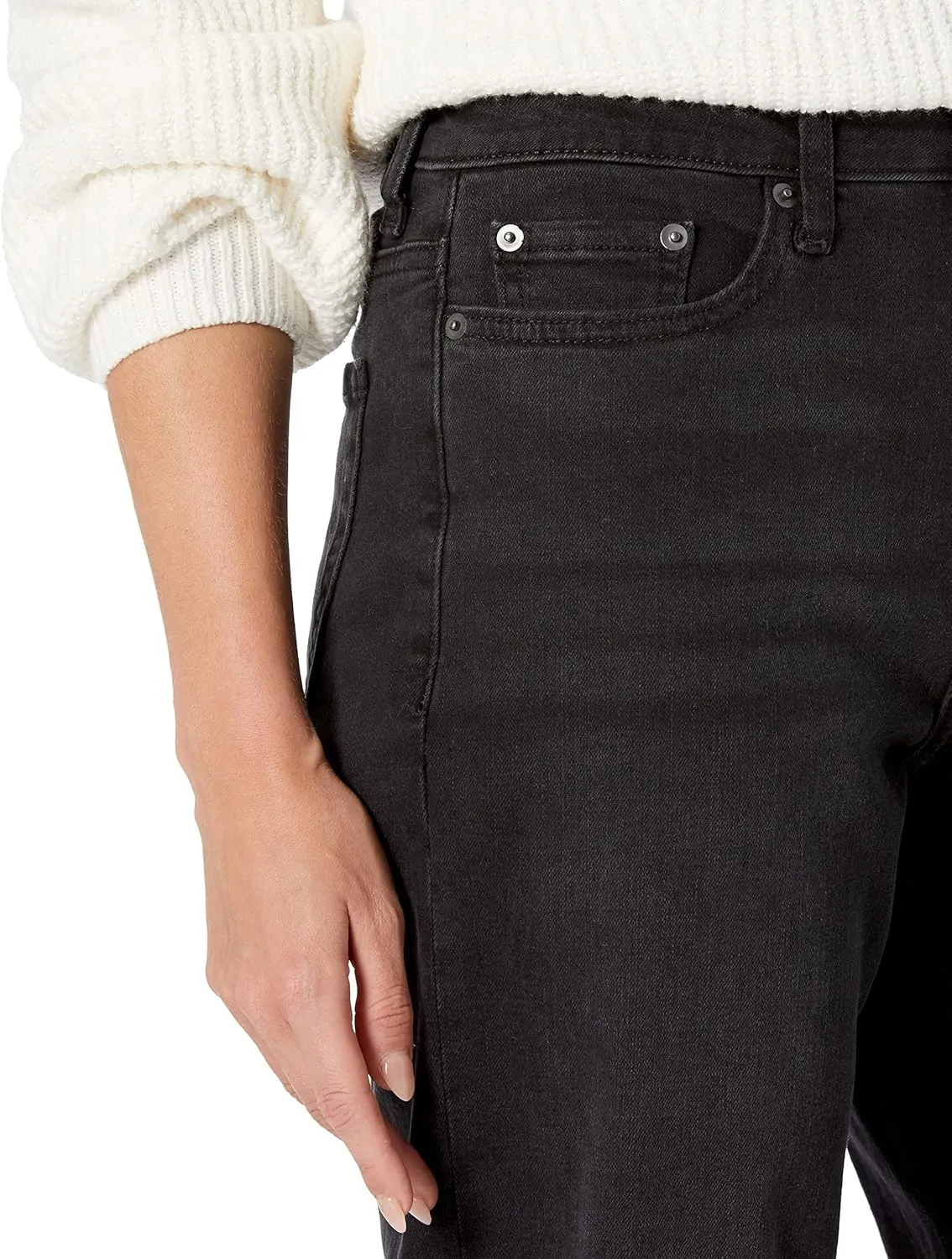 Amazon Essentials Women's High-Rise Relaxed Leg Tapered Ankle Jean
