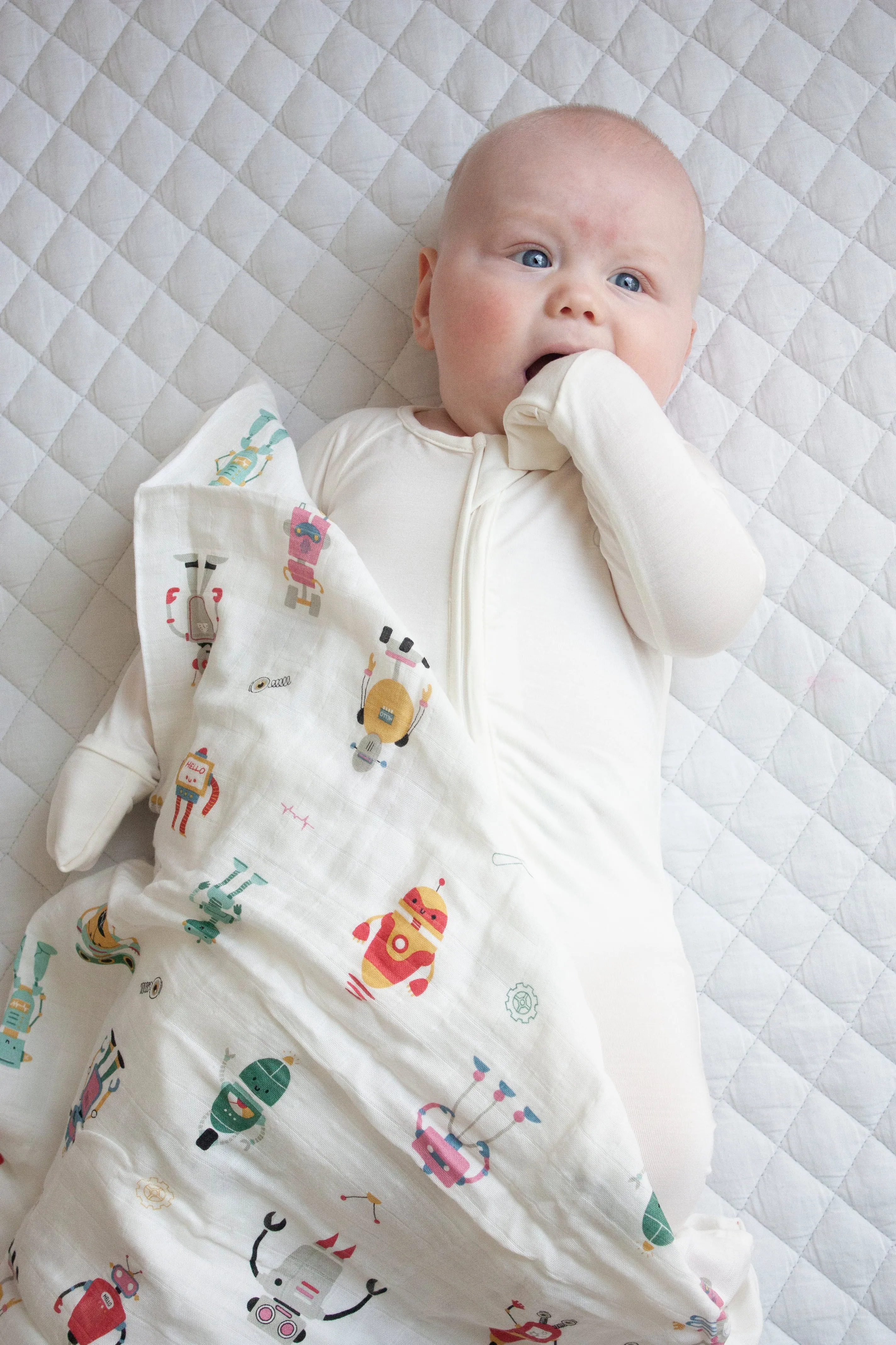 Anvi Baby Organic Zipper Romper- Daisy White