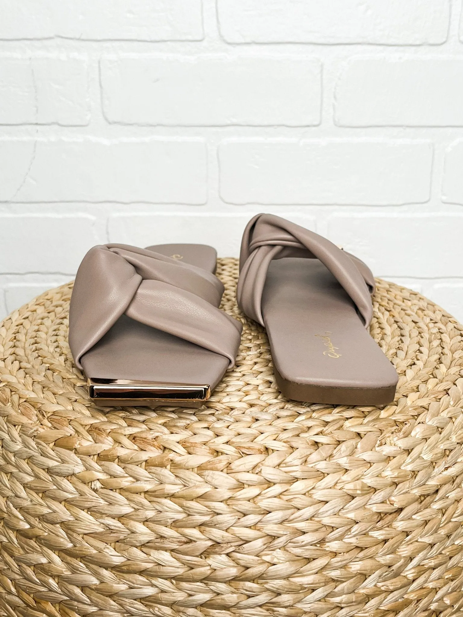 Aster ruched cross sandal birch