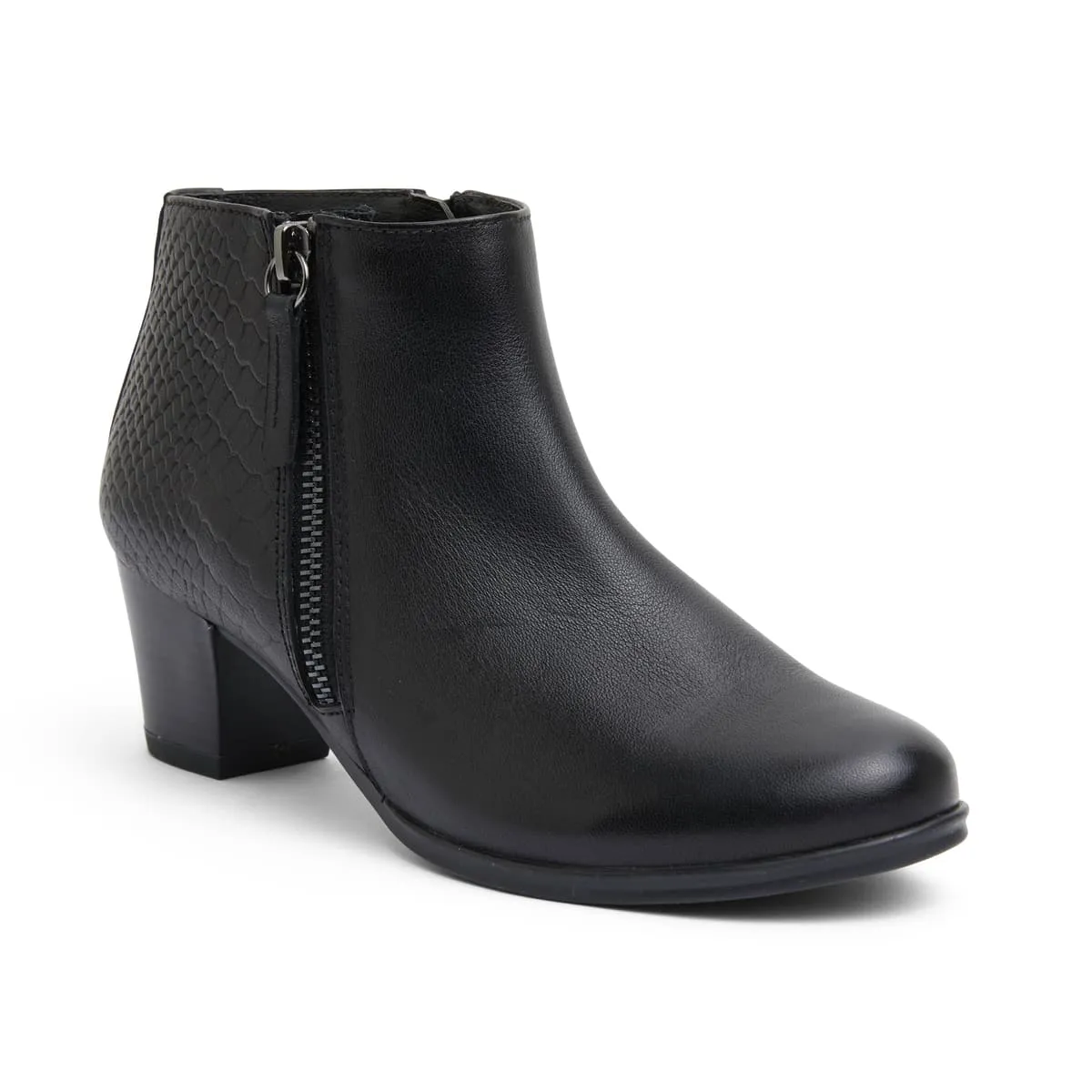 Beckett Boot in Black Leather