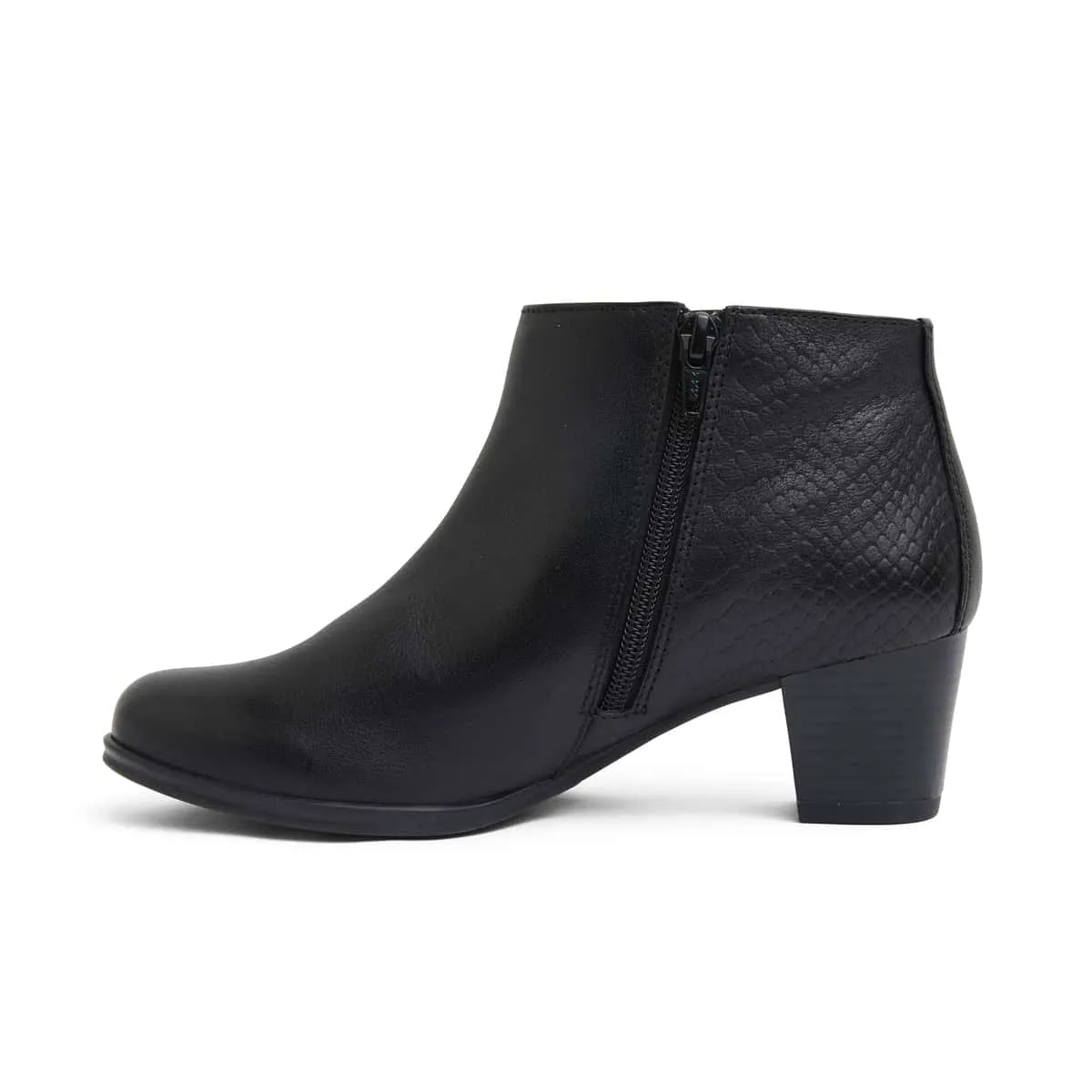 Beckett Boot in Black Leather
