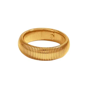 Bold Snake Golden Bracelet