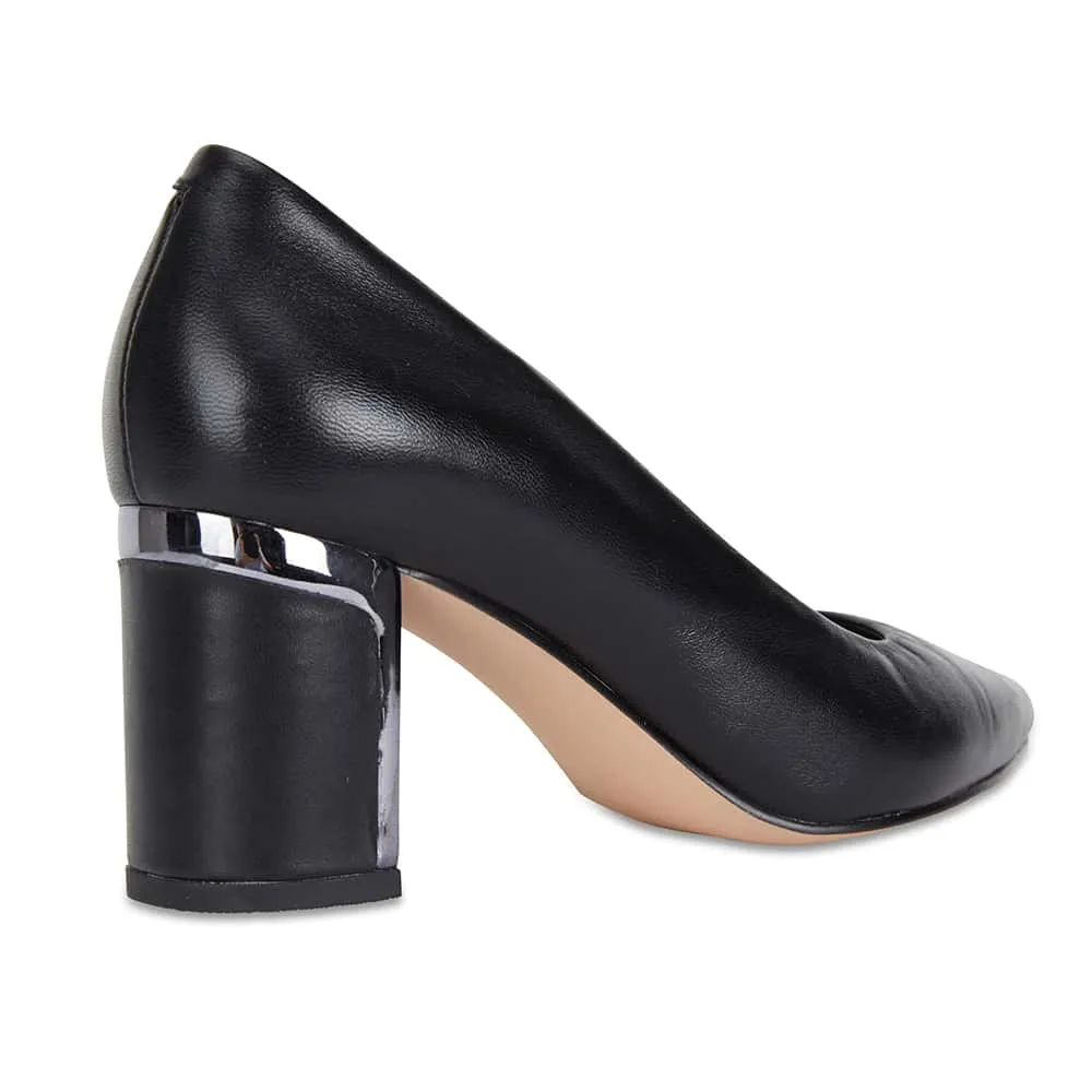 Bonnie Heel in Black Leather
