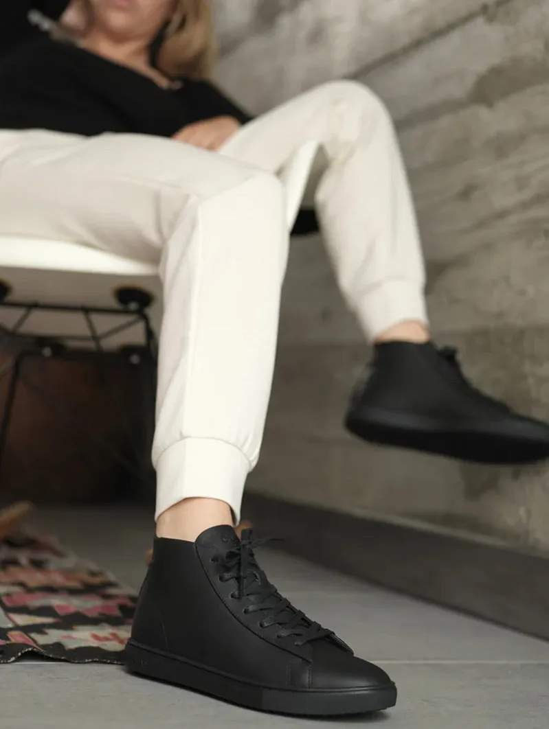Bradley Essentials Triple Black Leather