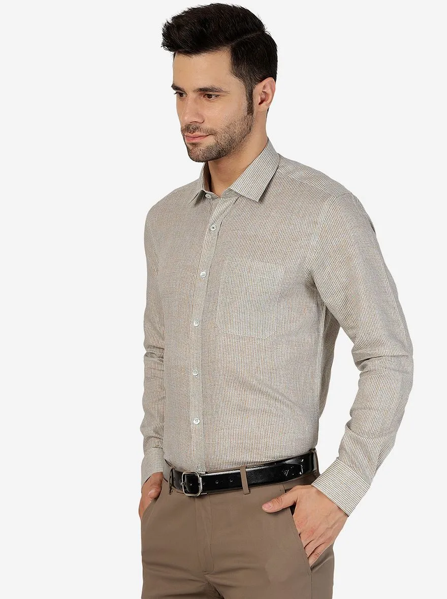 Brown Solid Regular Fit Formal Shirt | JadeBlue