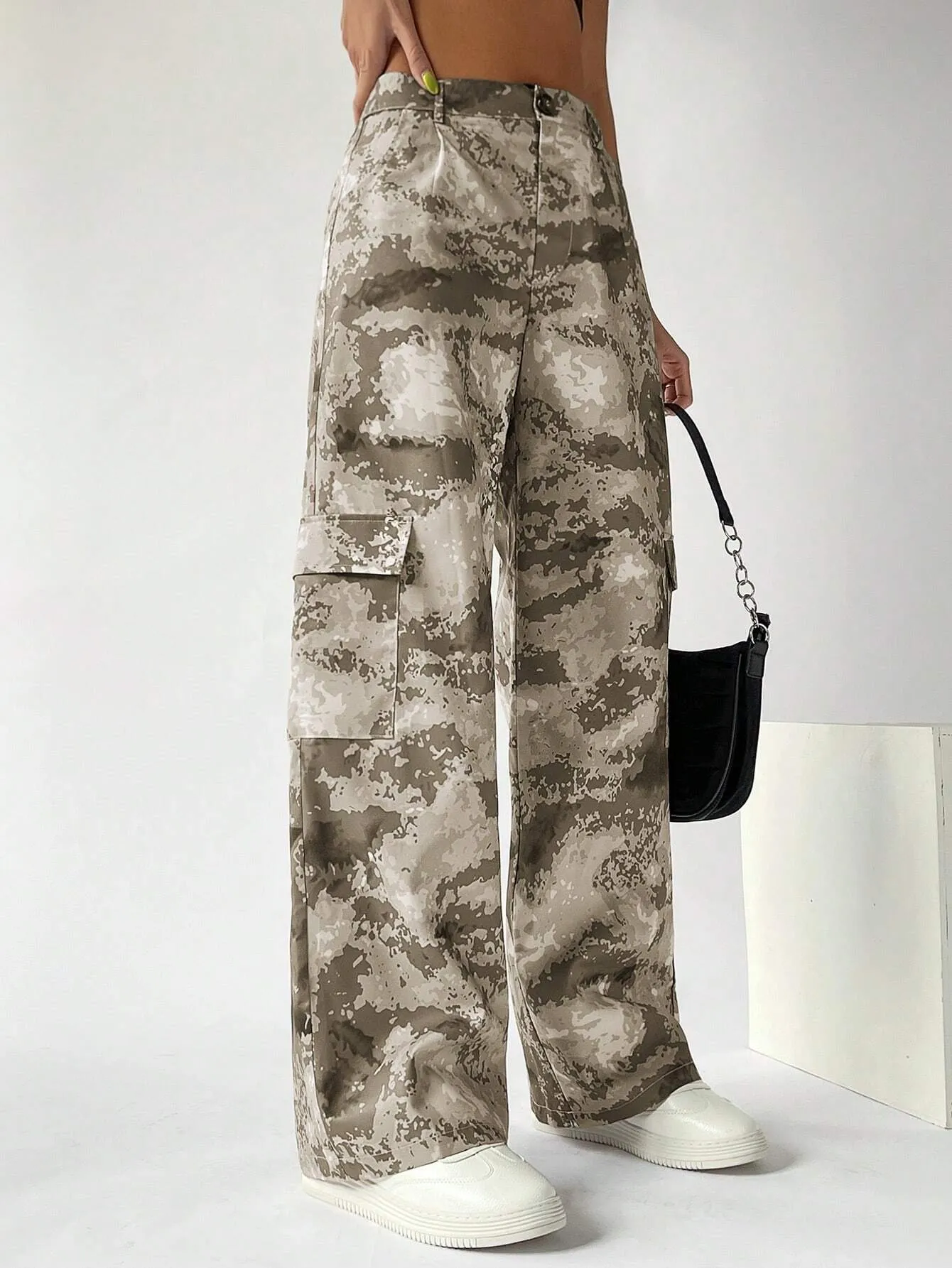 Camo Button Flap Pocket Cargo Pants