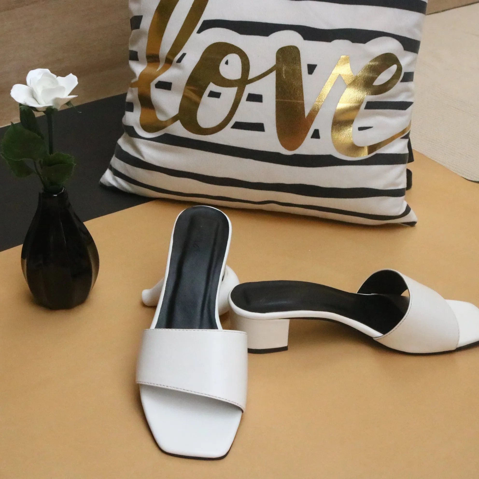 Curvy T-Shaped Slide