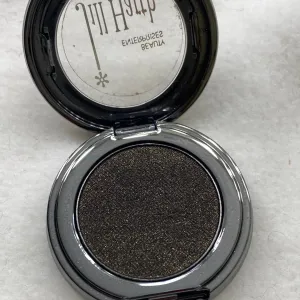 Distressed Khaki Dimensional Eyeshadow