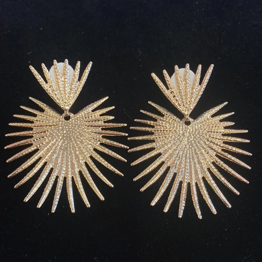 DUETS Chunky Gold Lightweight Earrings