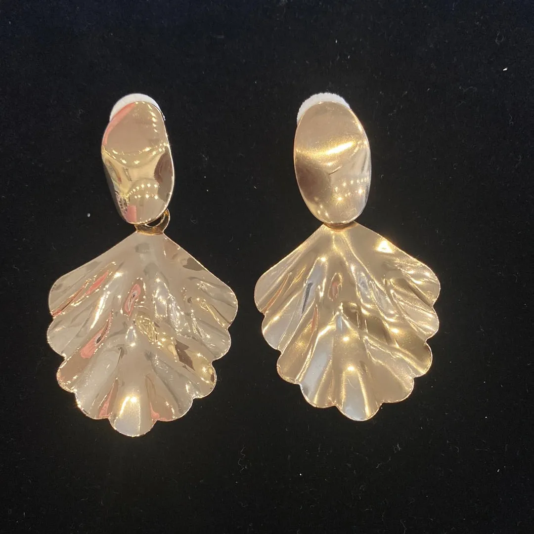 DUETS Chunky Gold Lightweight Earrings