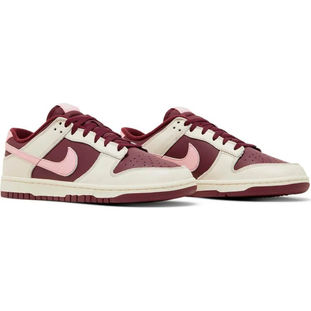 Dunk Low Premium 'Valentine's Day' Sneakers, Red