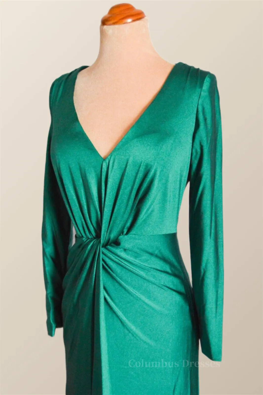 Long Sleeves Green Knotted Front Gown