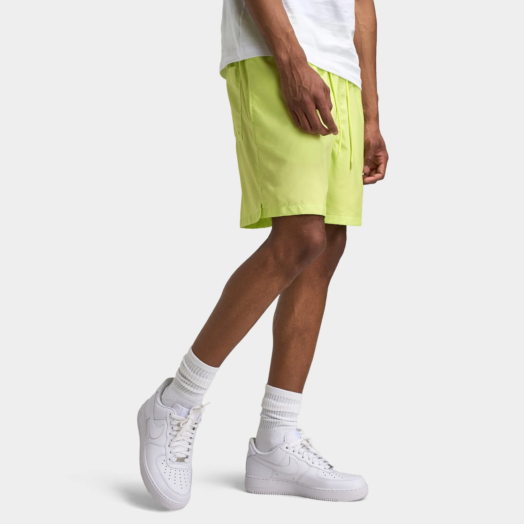 Nike Club Flow Shorts Light Lemon Twist / White