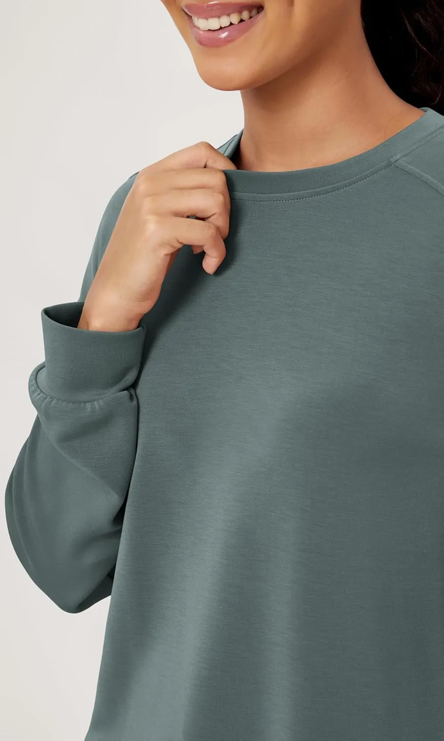 ODODOS Modal Soft Raglan Long Sleeves Sweatshirts for Women Oversized Crew Neck Pullover Tops