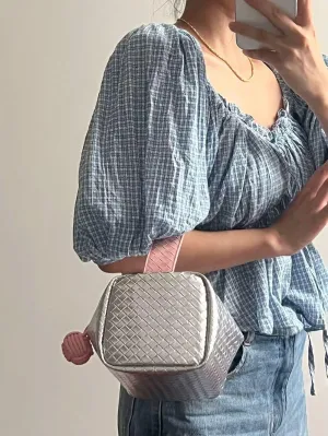 Portable Beauty Cosmetic Pouch Waterproof Toiletries Bag Handbags Convenient Hygiene Travel Makeup Storage Bag Female Wash Bag (Grey)