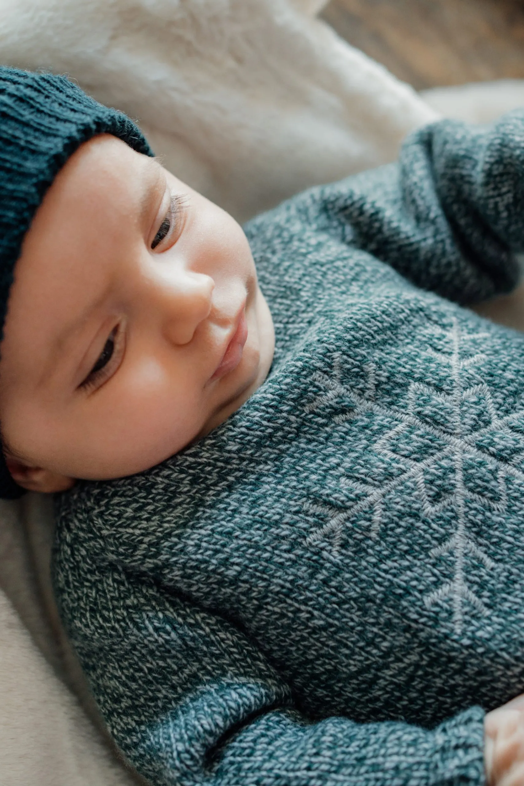 "Ludo" Green Merino Wool Snowflake Shortie