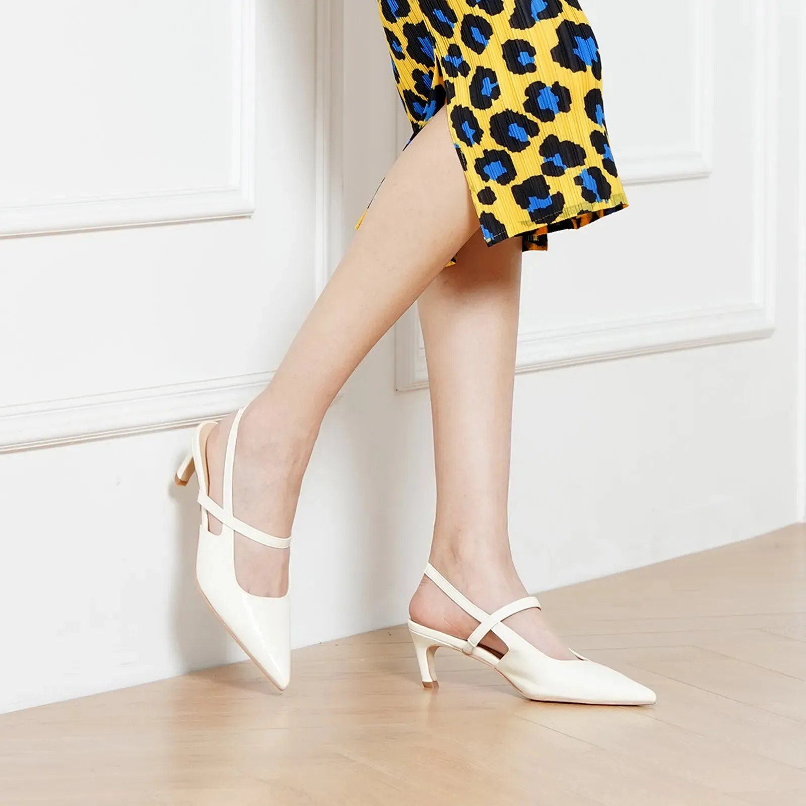Sleek Pointed Toe Straps Slingback Pumps