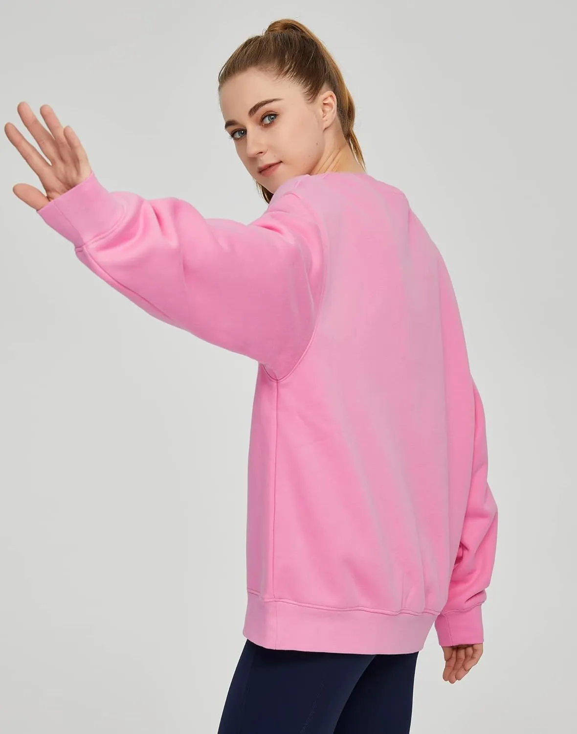 THE GYM PEOPLE Womens' Fleece Crewneck Loose fit Soft Oversized Pullover Sweatshirt