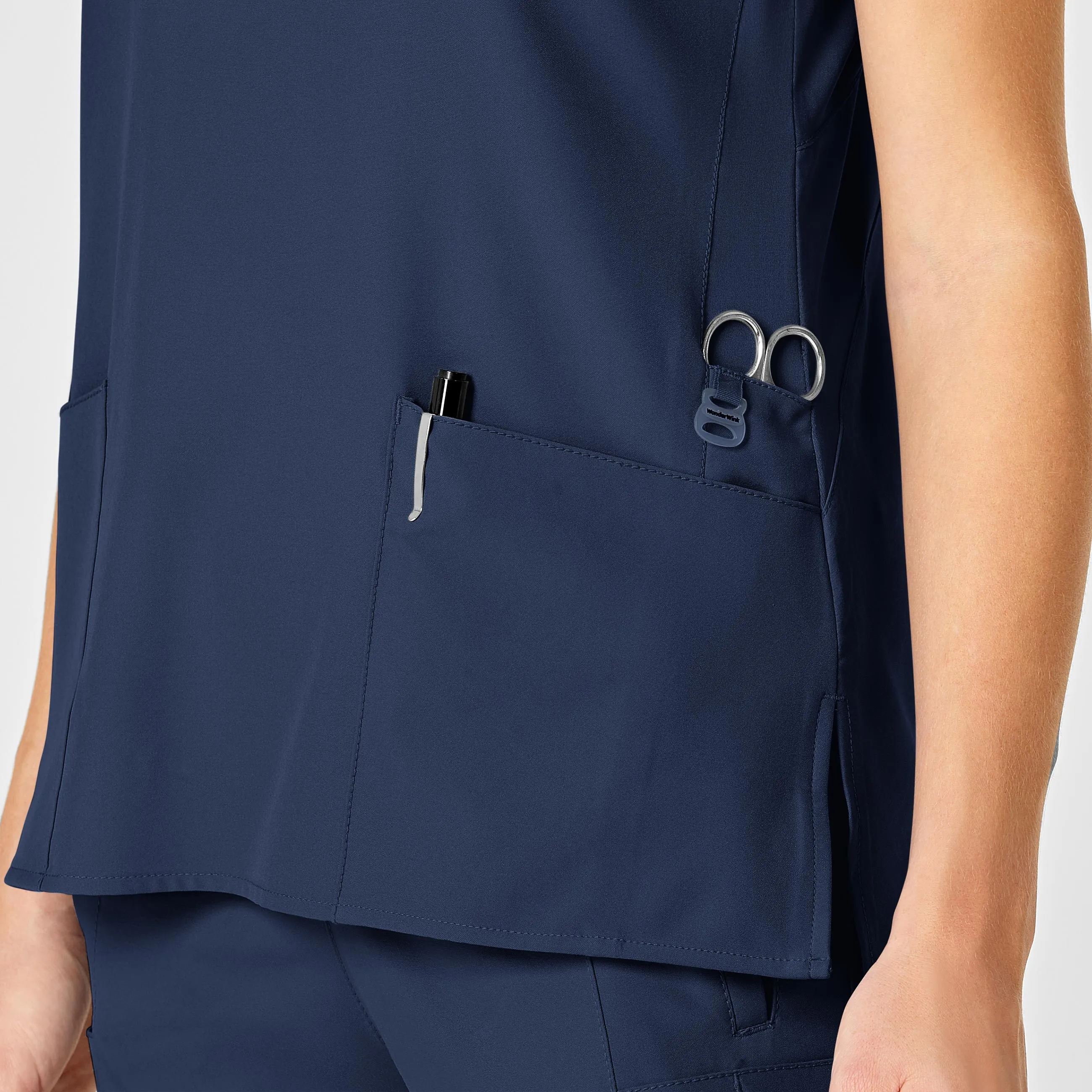 W123 Women's Flex Back Fashion V-Neck Scrub Top - Navy