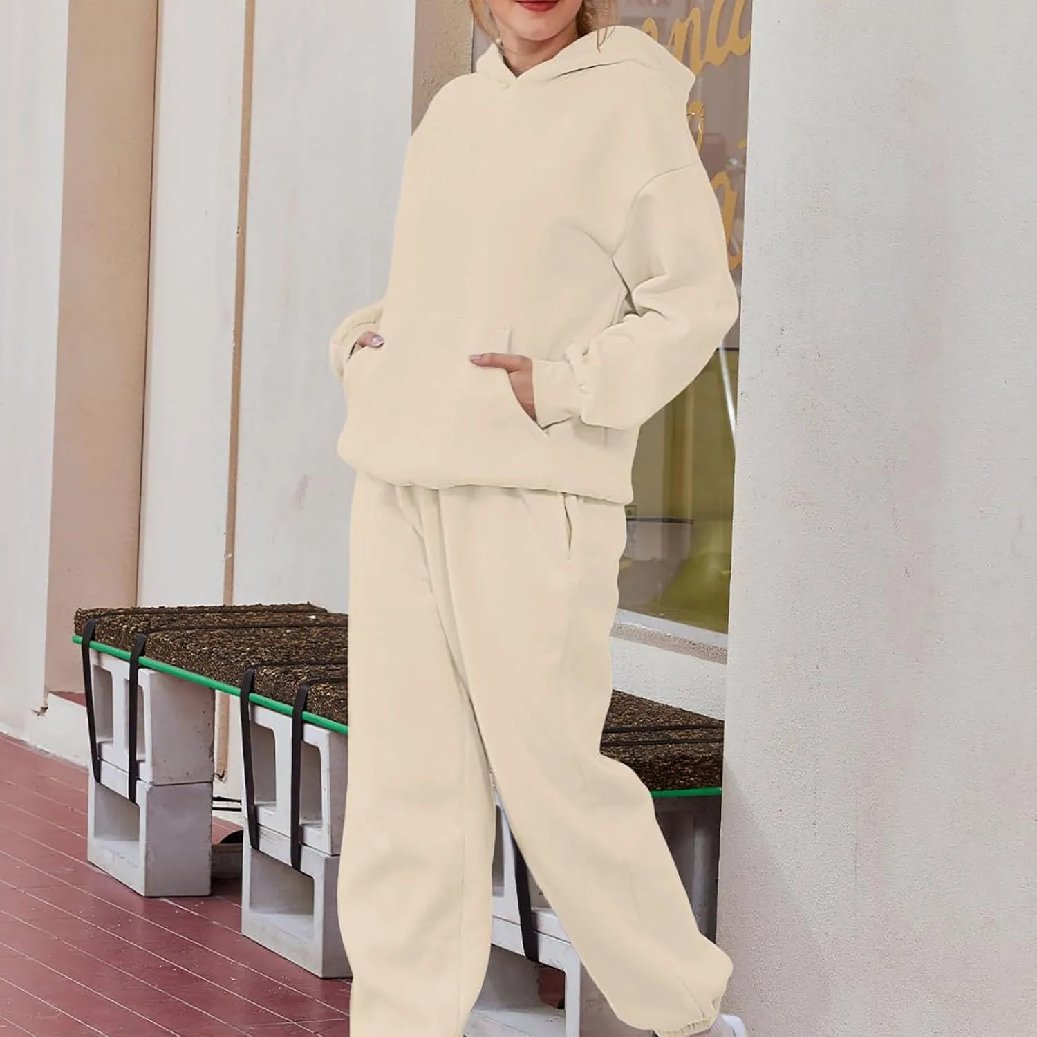Womens 2 Piece Outfits Lounge Hoodie Sweatsuit Sets Oversized Sweatshirt Baggy Fall Fashion Sweatpants with Pockets