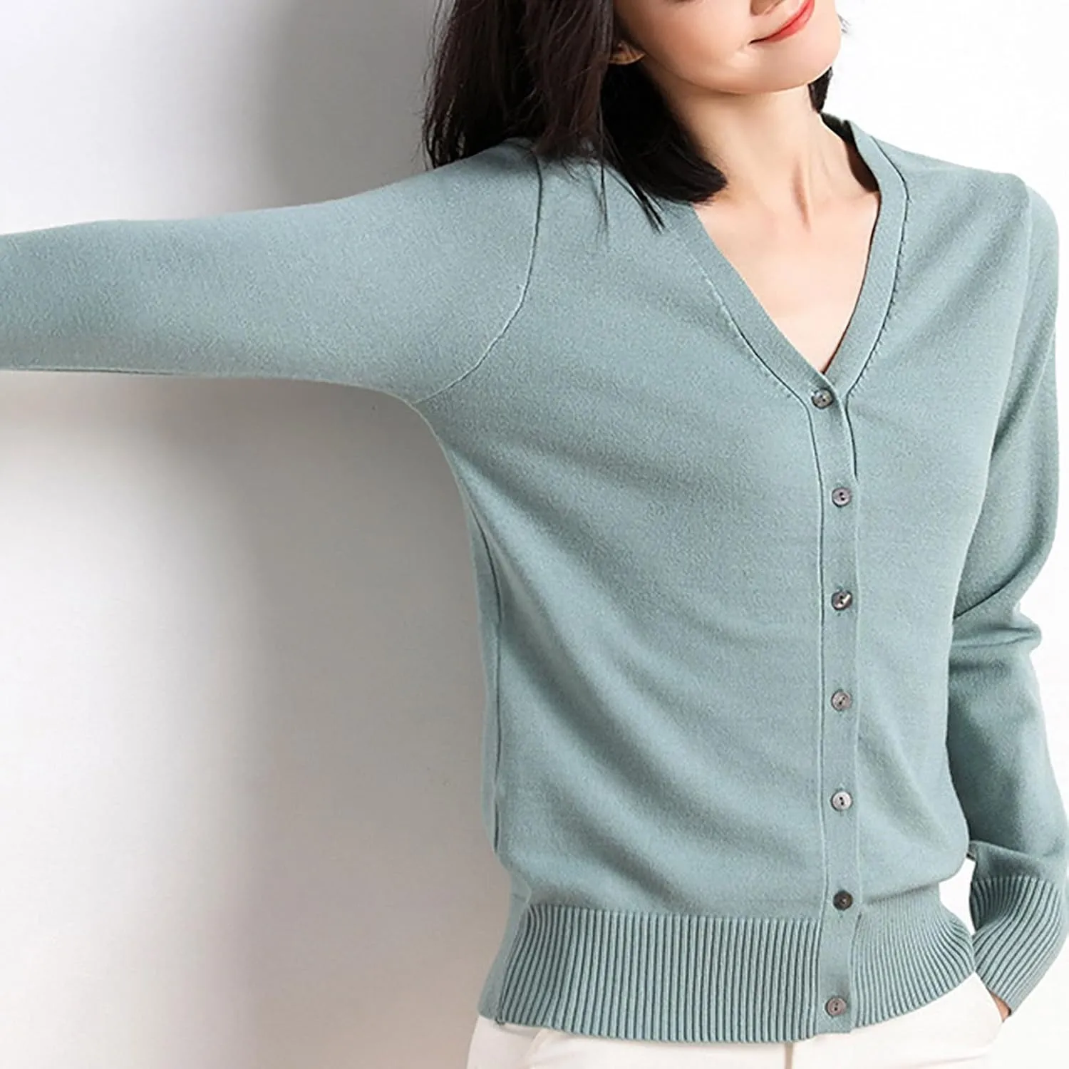 Womens 2024 Fall Fashion Cardigan Sweaters Lightweight V Neck Button Ribbed Knit Jumpers Comfy Open Front Casual Top