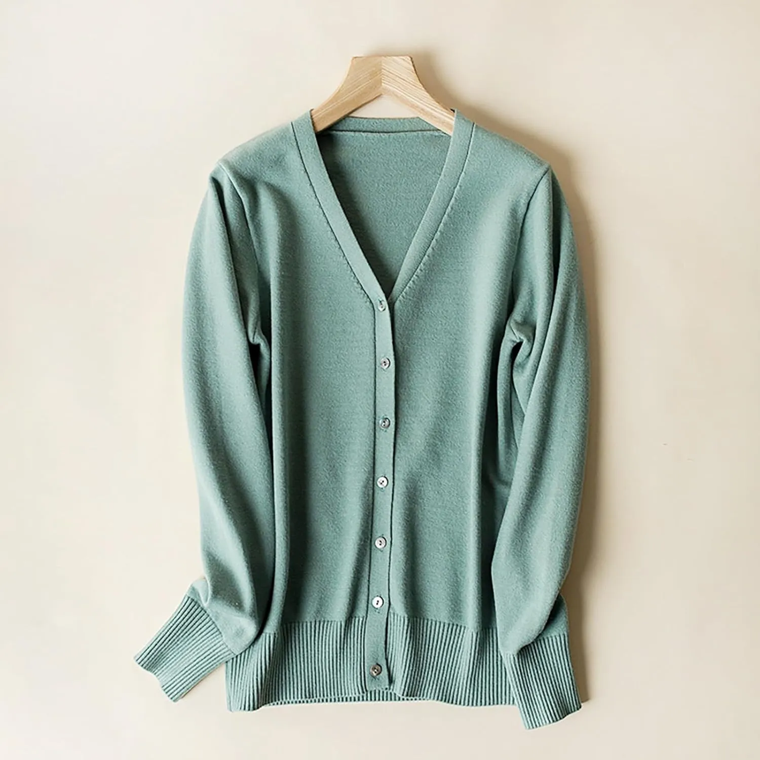 Womens 2024 Fall Fashion Cardigan Sweaters Lightweight V Neck Button Ribbed Knit Jumpers Comfy Open Front Casual Top
