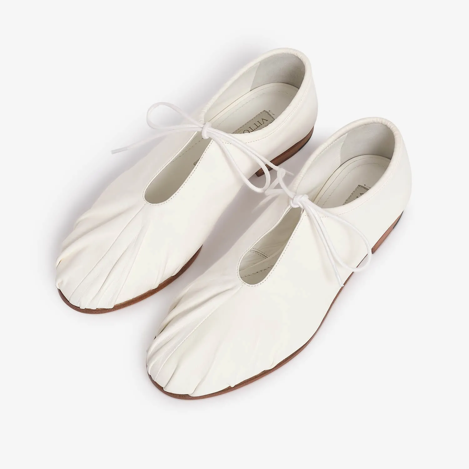 Stylish Womens Leather Ballet Flats - Comfortable Slip-On Shoes for Everyday Wear
