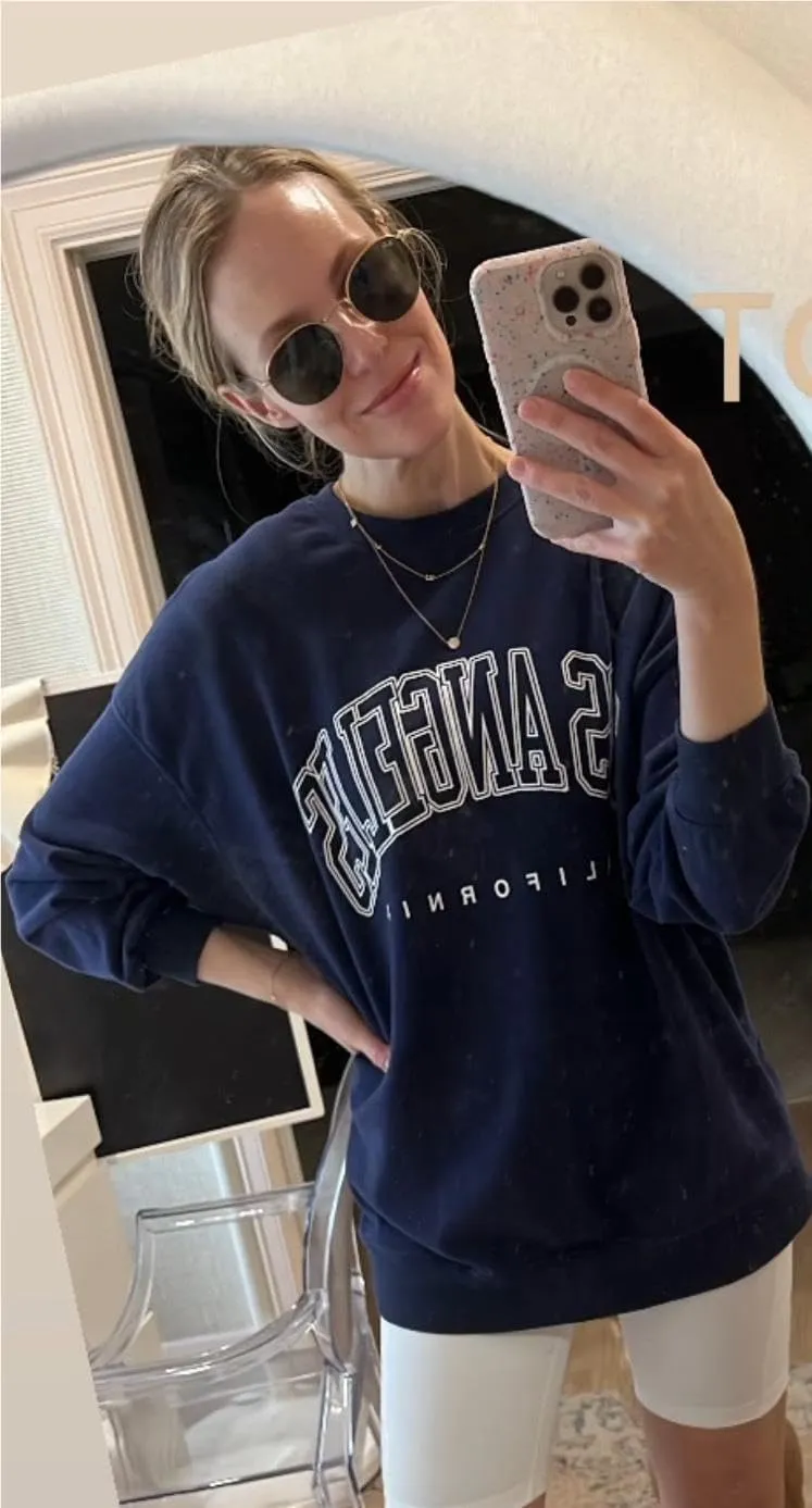 Women's Oversized Graphic Crewneck Sweatshirt Comfy Casual Basic Sweatshirts Pullover Tops