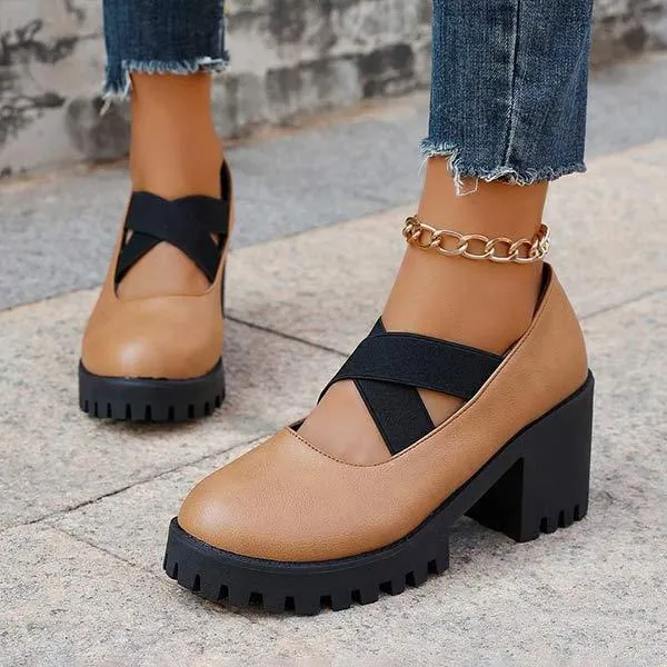 Women's Retro Chunky Heel Platform Pumps 64660824C
